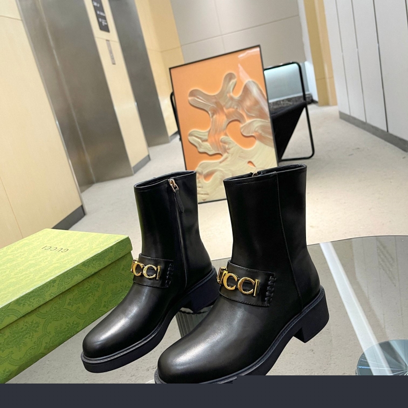 G*u*i boots